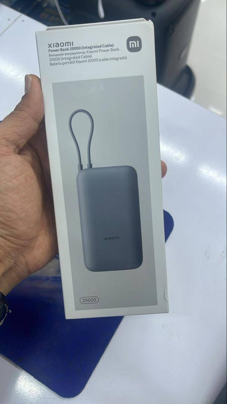 پاوربانک Xiaomi PB2020 داخل جعبه اورجینال به همراه متعلقات کامل