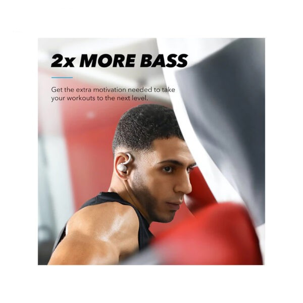 Alt Text پیشنهادی: در حال استفاده از Soundcore Sport X10 با گوشگیرهای سیلیکونی و قلاب چرخان، مناسب دویدن و تمرین