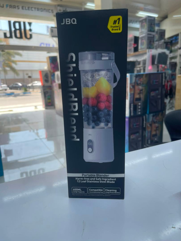 مخلوط کن شارژی JBQ Shield Blend داخل جعبه اصلی همراه با لوازم جانبی و بستهبندی کارخانهای