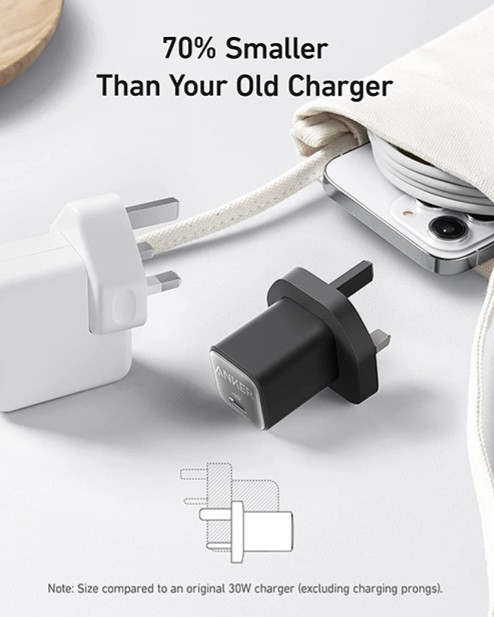مقایسه اندازه شارژر انکر 511 Nano 3 - شارژر ۳۰ وات بسیار کوچک و جمع و جور در مقایسه با شارژرهای معمولی
