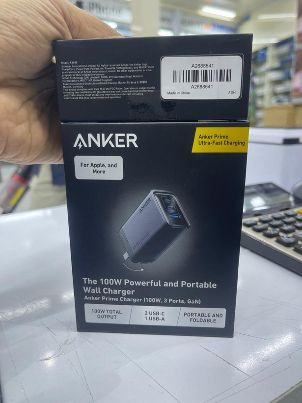 Original retail box packaging of Anker Zolo Charger 70W 4-Port (model A121C) - جعبه اصلی محصول شارژر دیواری انکر زولو ۷۰ وات