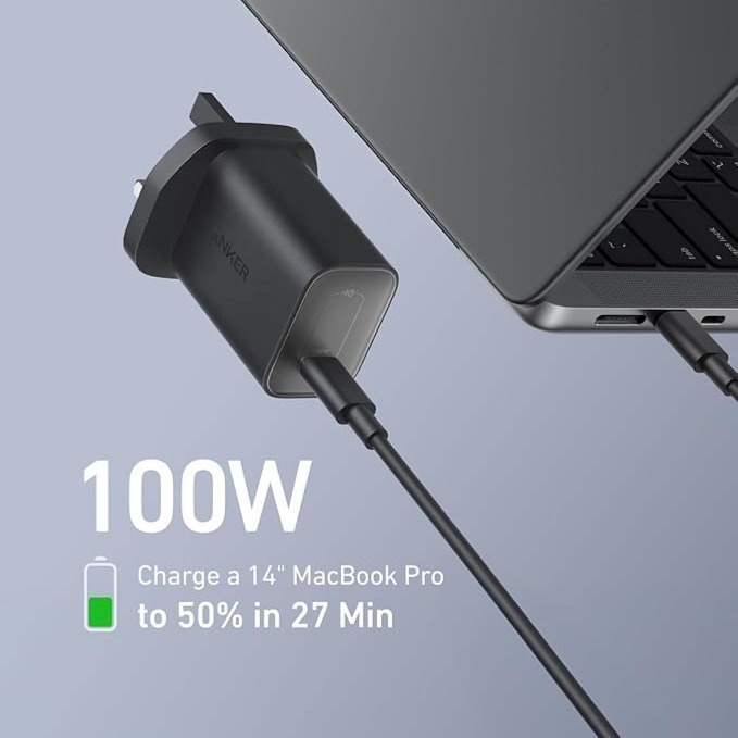 Anker Nano Charger 100W charging a MacBook Pro - شارژر انکر نانو ۱۰۰ وات در حال شارژ سریع لپتاپ مکبوک پرو